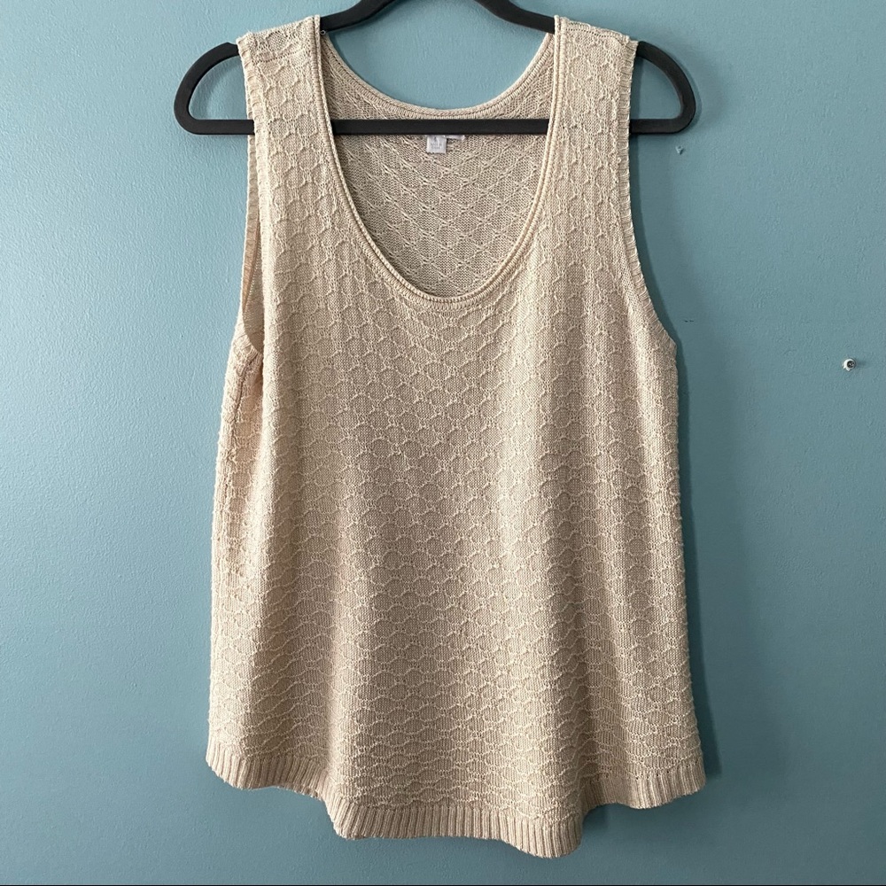 XL New York & Company Knit sleeveless blouse
